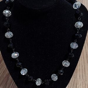 VINTAGE FACETED BLACK AND CLEAR GLASS BEADED BLACK GUNMETAL 20-23" NECKLACE